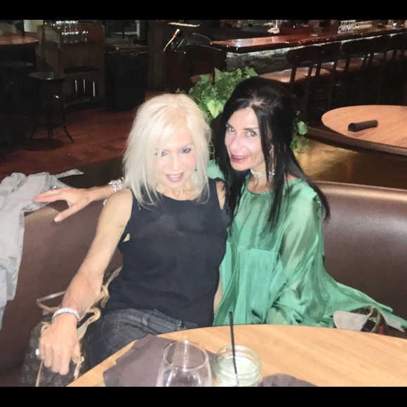 Meet your Posher, Darci - Picture 3 of 8